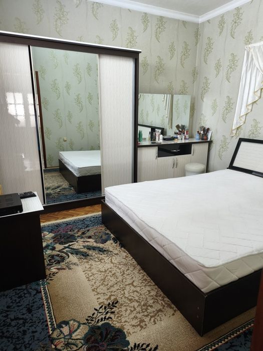 Спальный гарнитур, акрил, для большой комнаты. В отличном состоянии