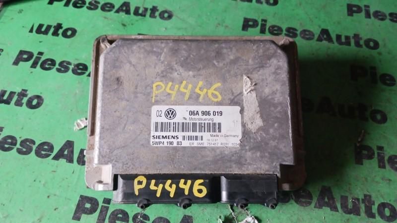 Calculator ecu Volkswagen Golf 4 1997-2005 06a906019