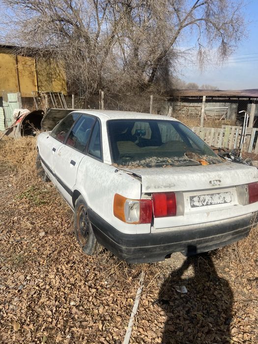 Ауди 80 бочка аппақ.