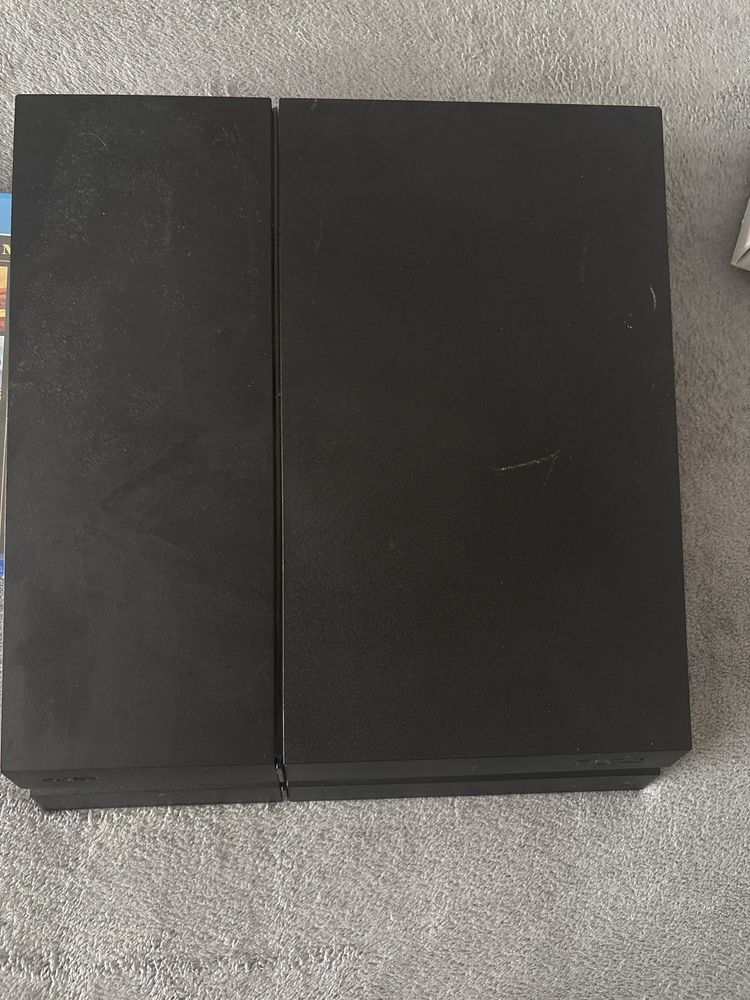 Playstation 4 folosit