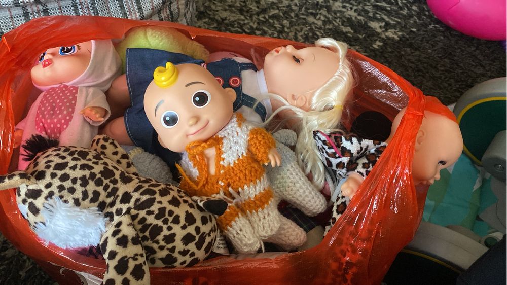 Куклы и мягкие игрушки
