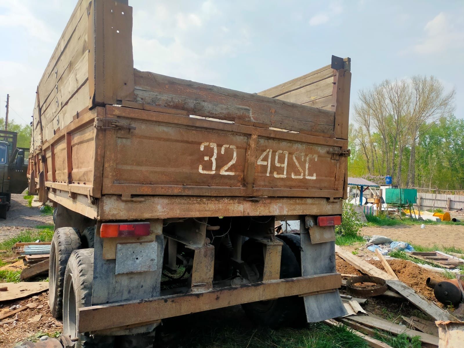 . Продам  полуприцеп одаз 9370. 9 метров