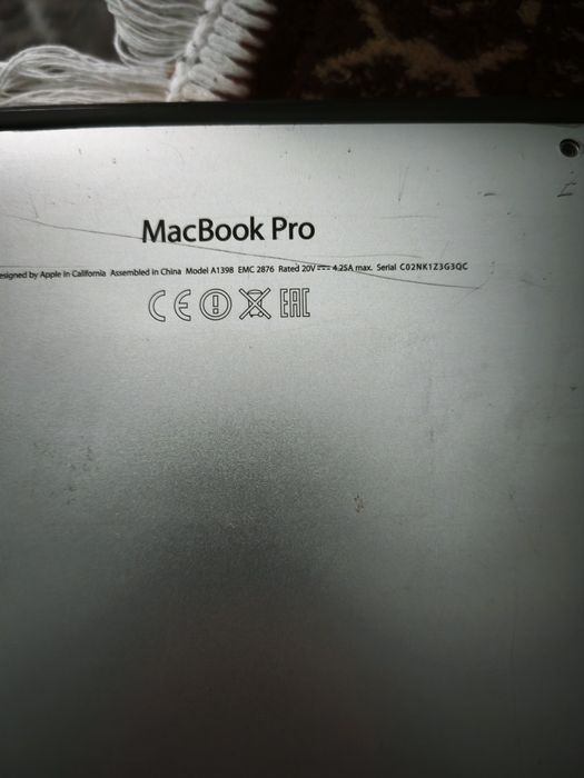 Macbook pro a1398 i7 16gb
