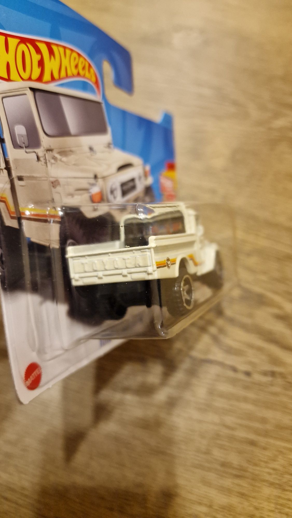 Hot wheels treasure hunt