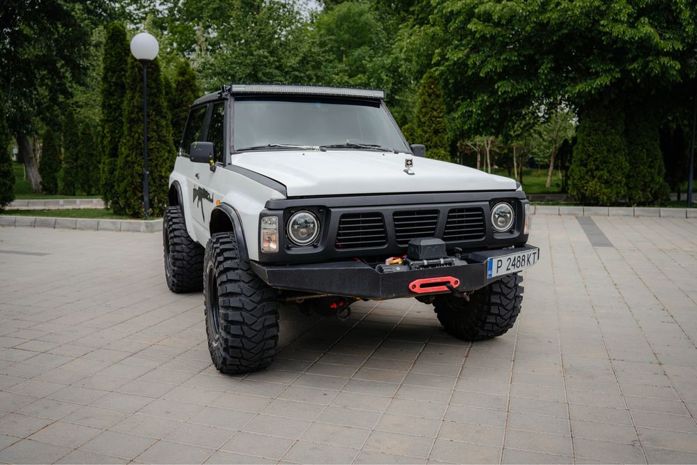 Nissan Patrol Y60 Accept unele variante + -