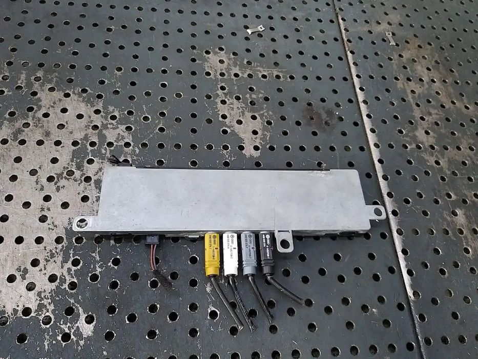Amplificator antena audi a6 c6 4f 4f9035225d