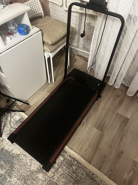 Продам беговую дорожку