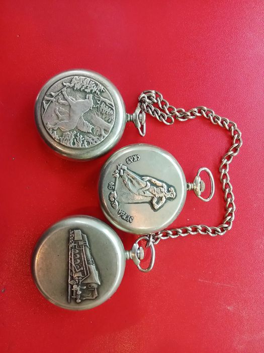 Продаю новые часы