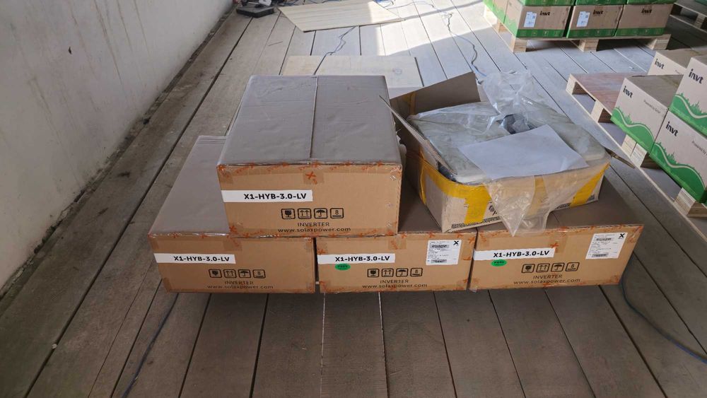 SOLAX X1-HYB-LV — это ваш идеальный гибридный инвертор!