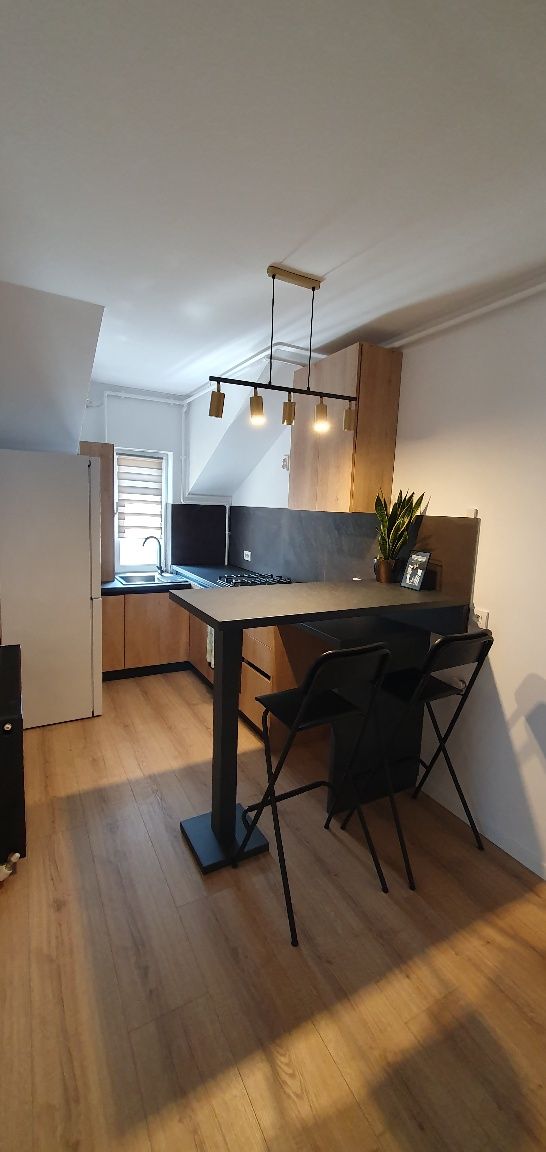 Apartament 1 camera, bradet