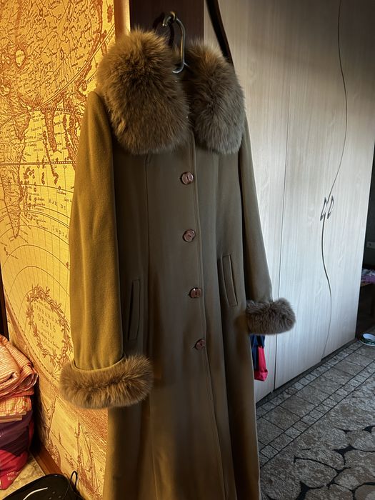 Отдам женское пальто