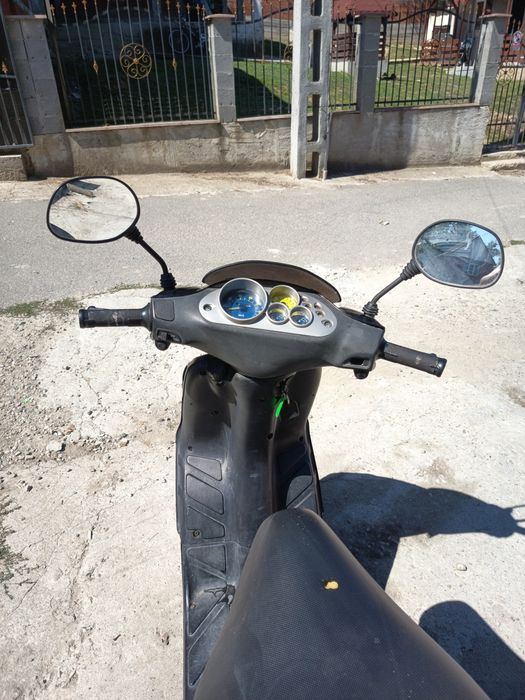 Vând scuter Piaggio
