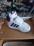 Vand pantofi sport bebelusi