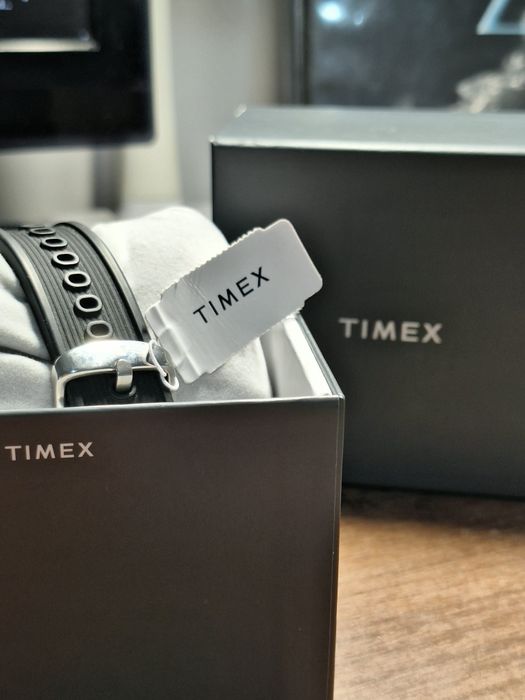 Ceas Timex nou cu eticheta