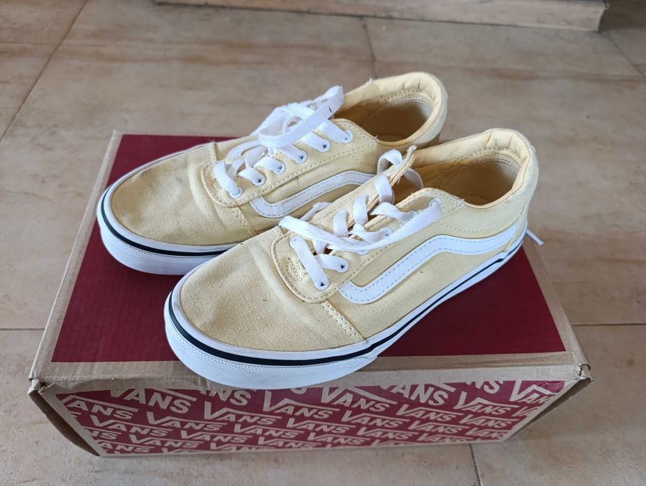 Женски обувки Vans