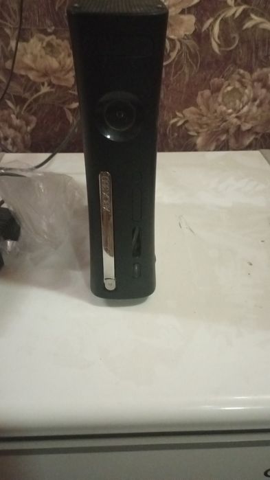 Xbox 360 без джостиков