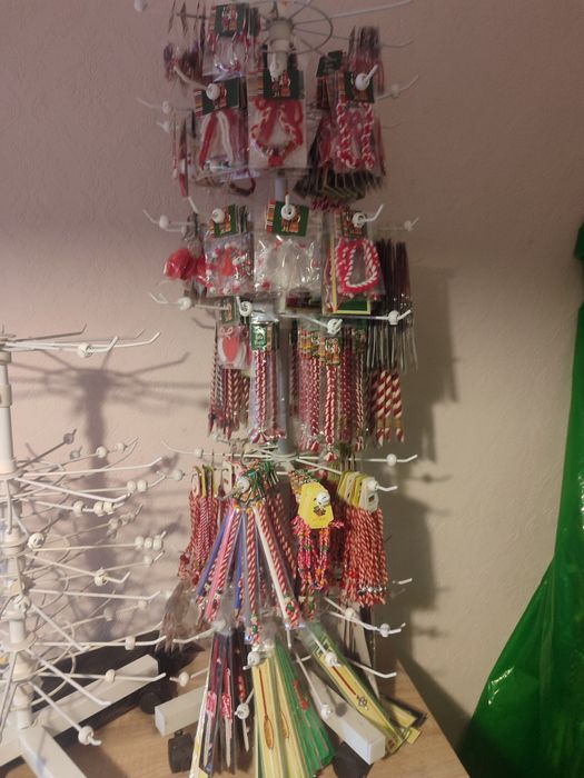 Въртележка за мартеници