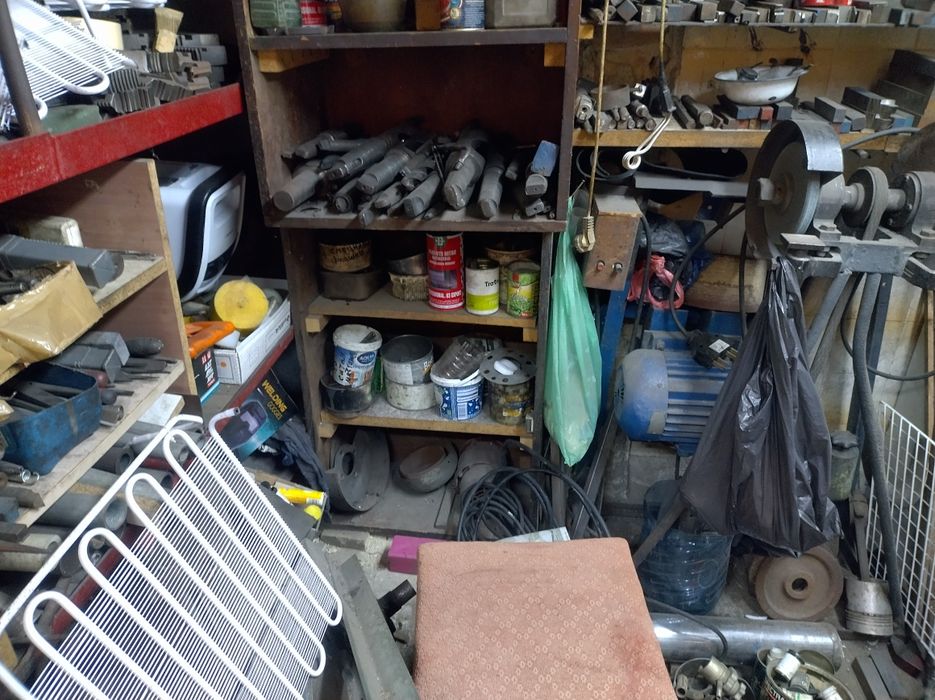 Струг С11 / Продавам оборудвана стругарска работилница