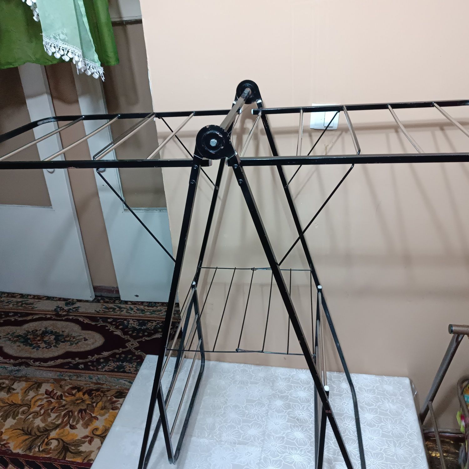 Sushilka kir quritish uchun