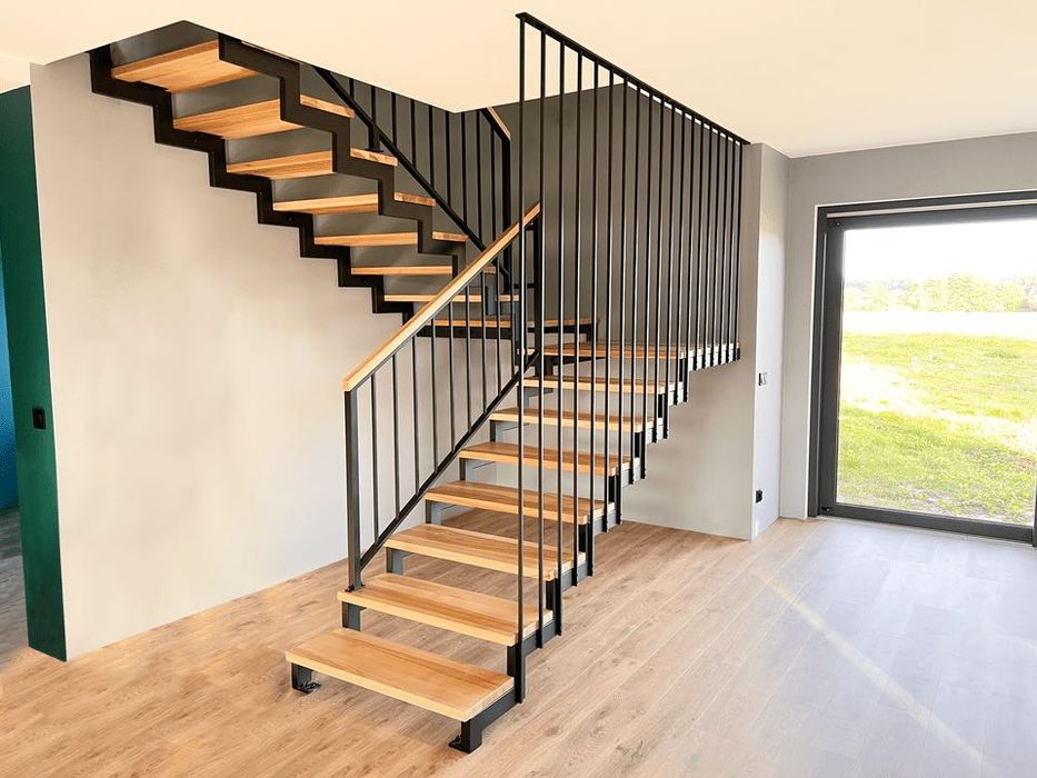 Confecții metalice la comanda:garduri,porți, balustrade, pergole,scari