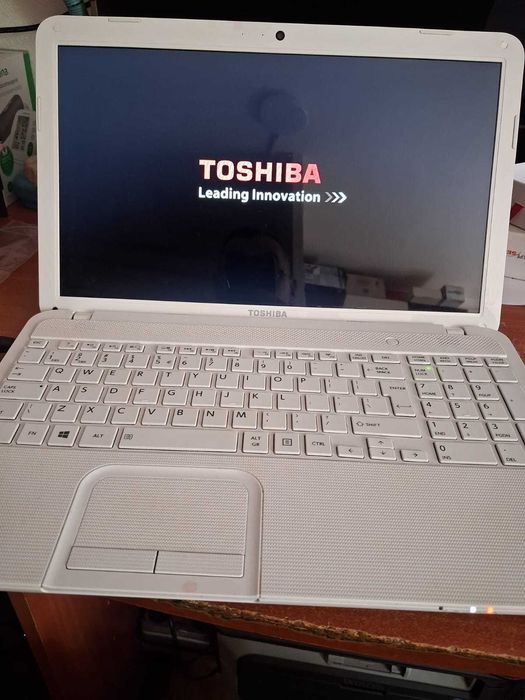 Vand Laptop Toshiba Satellite C855-1EL