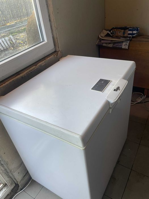 Lada frigorifica Whirlpool WH2010 A+E FO 6th sense