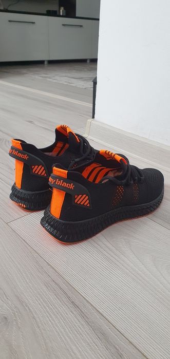 Adidași damă sport