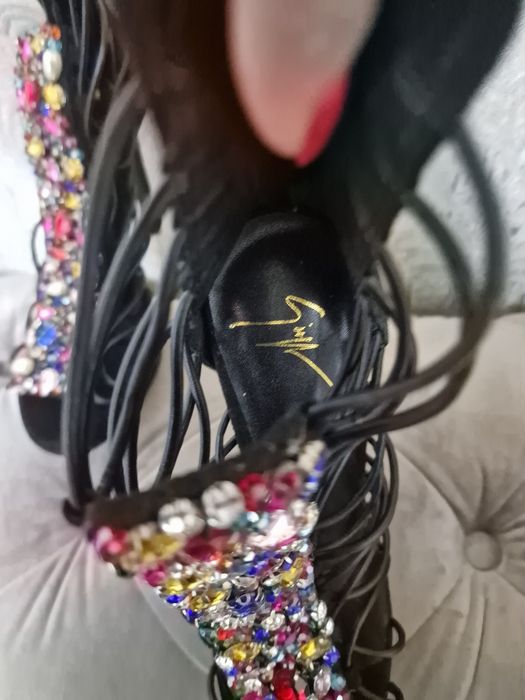 Sandale superbe Zanotti 38 piele