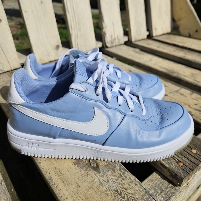 Nike Air 38.5 Damă