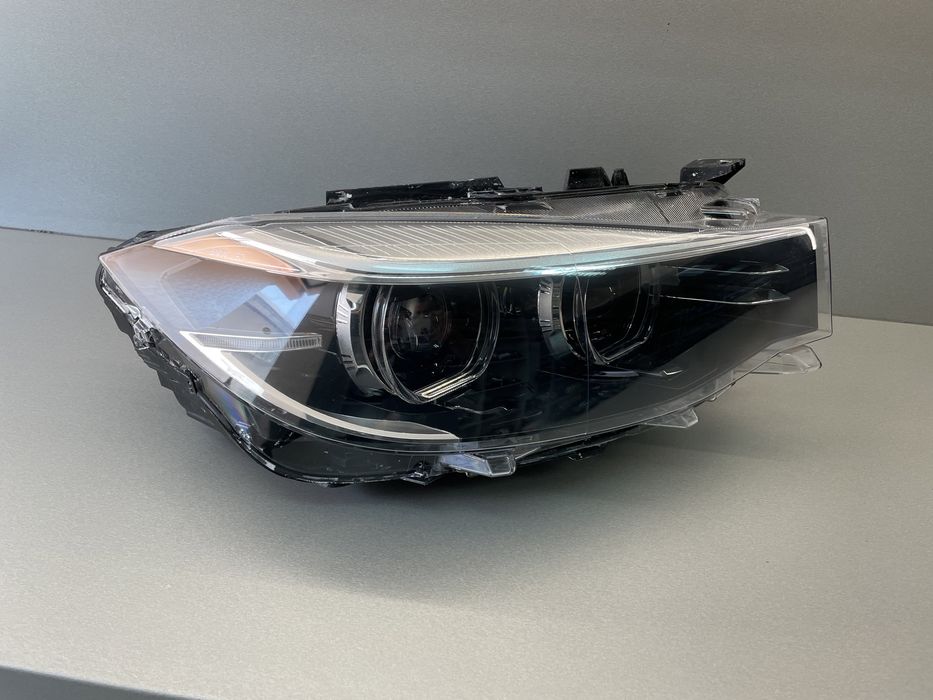 Bmw F34 GT Led far Lci Фейс десен лед фар Гт