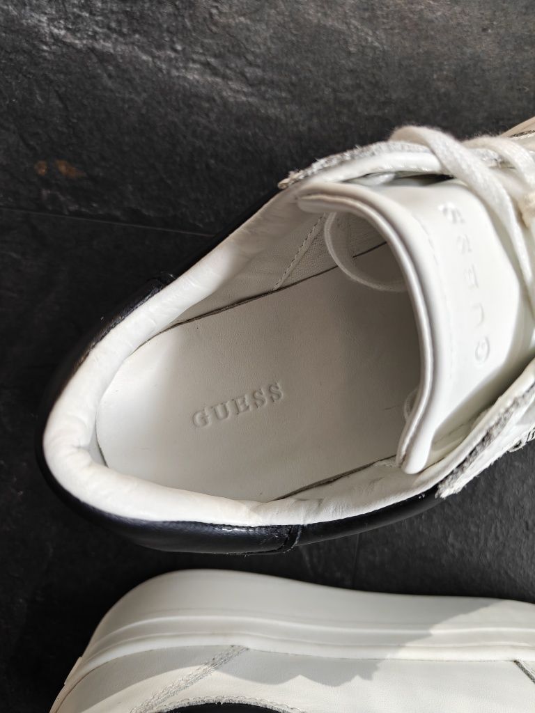 Adidasi Guess dama noi