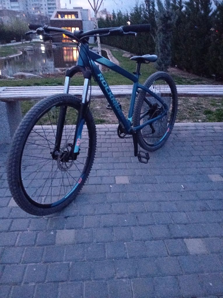 Vând Rockrider st530
