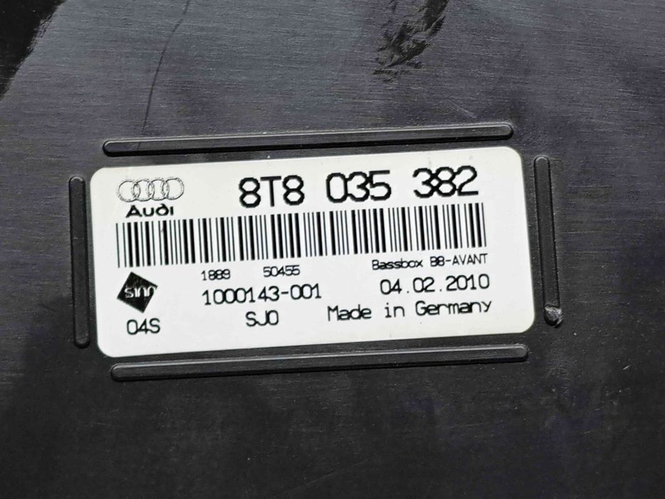 Subwoofer Audi A4 (8K5, B8) Avant [Fabr 2008-2015] 8T8035382