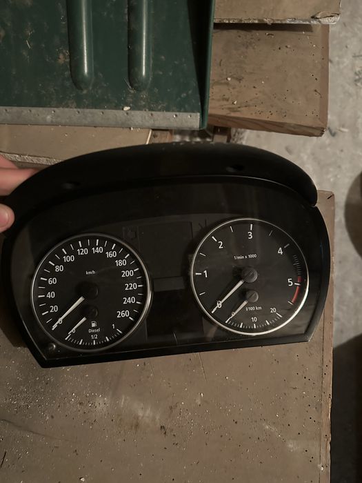 Километраж БМВ Е90
