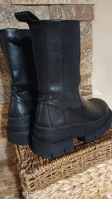 Боти Зара, 36 номер