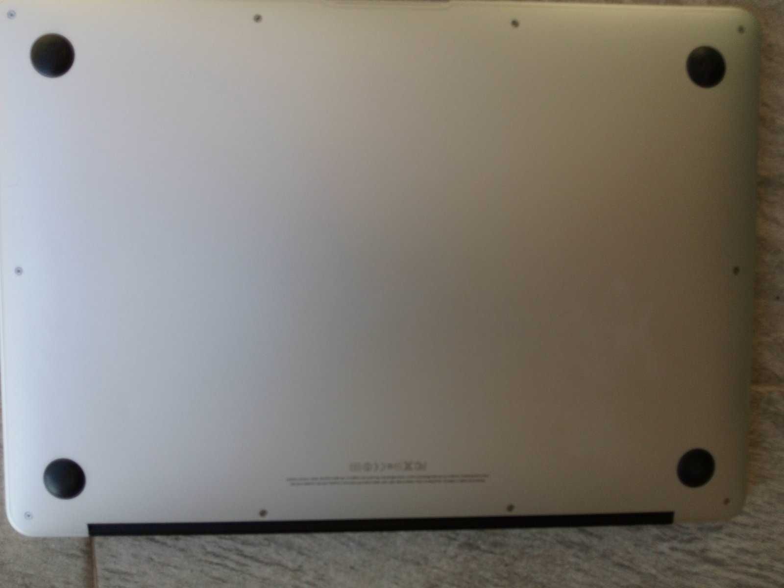 MacBook Air model A1466