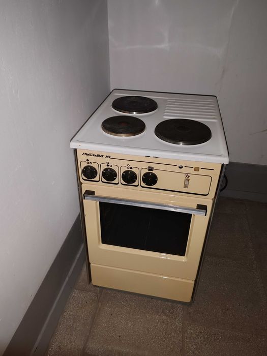 Отдам плиту электрическую