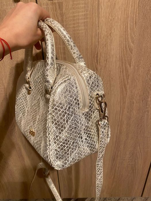 Елегантна дамска чанта