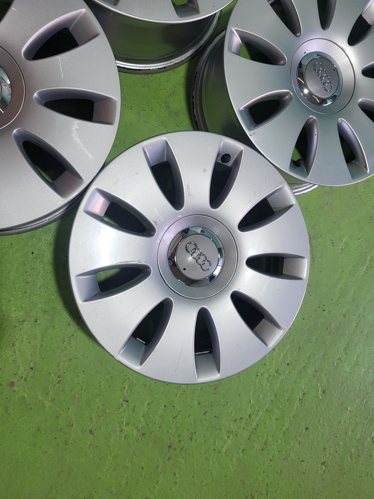 16 5x112 Audi A3 A4 Skoda Vw 5х112