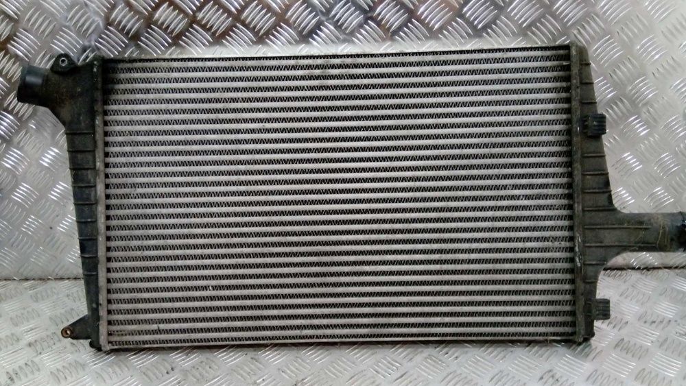 Интеркулер Audi A6 2.5TDI 180кс.2002г.