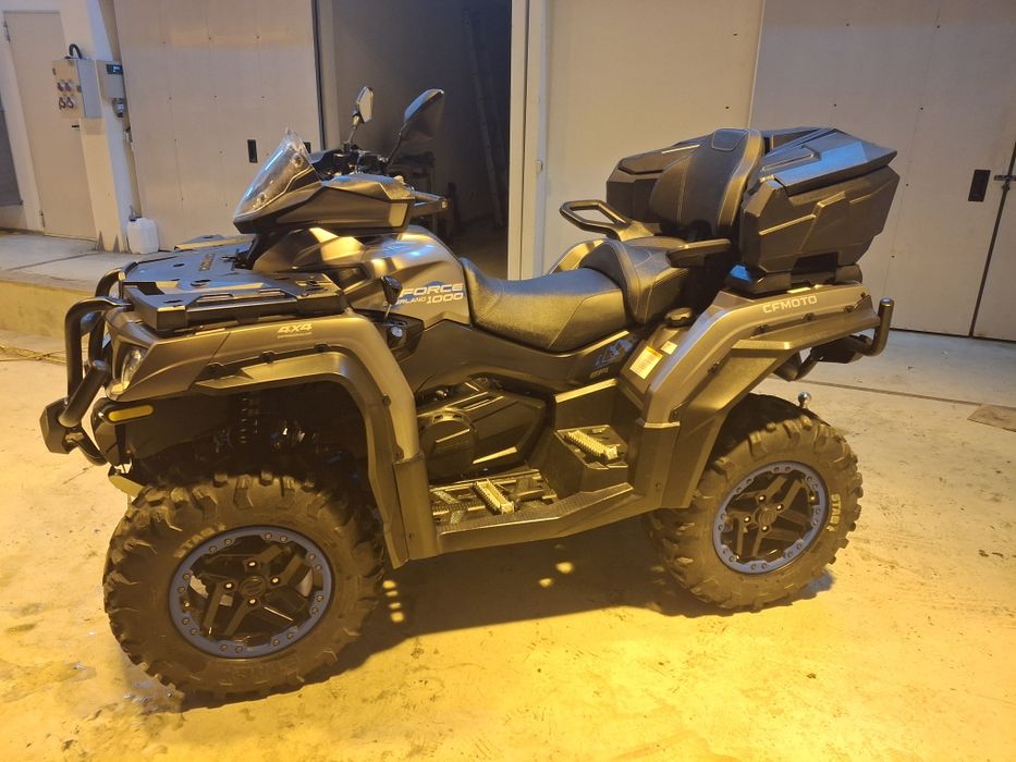 Vind atv cf moto de 1000cm overland în stare de funcționare bună