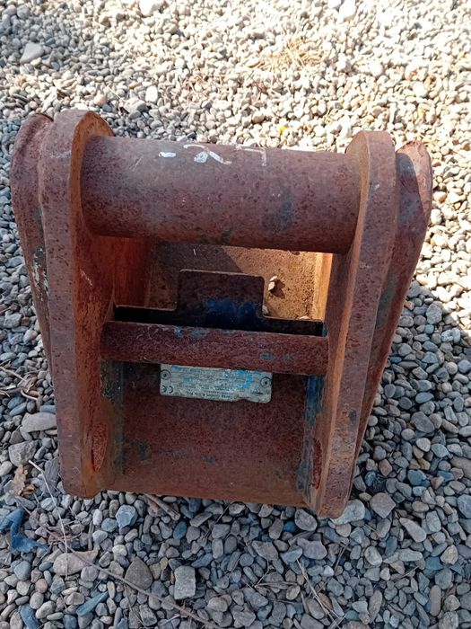 Cupa 30 cm miniexcavator 2 2.5 tone