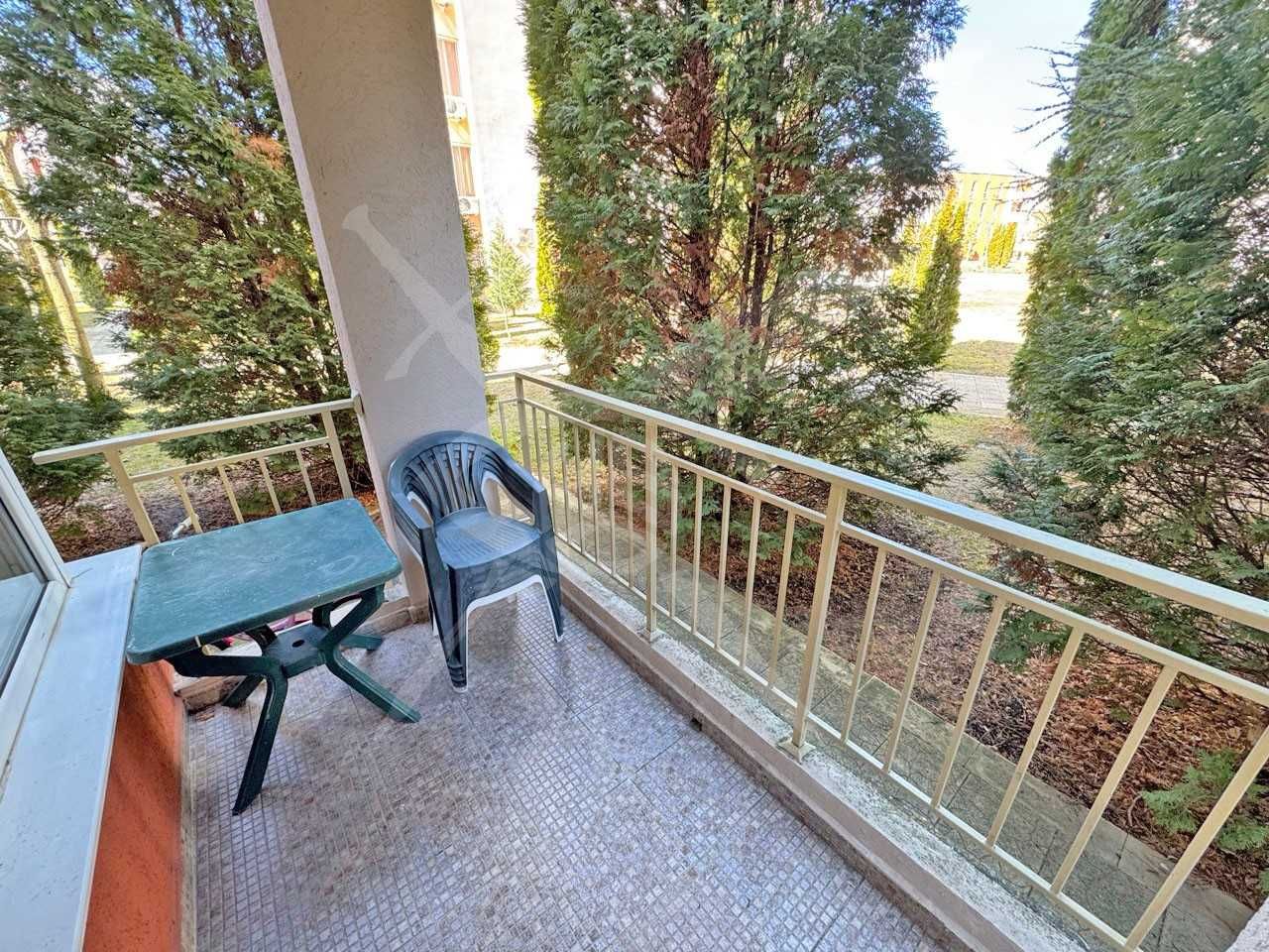 Продава се Двустаен апартамент в к.к. Слънчев бряг - 65 кв.м за 1139 €/кв.м - Снимка #1