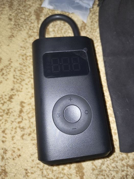 Compresor auto portabil Xiaomi