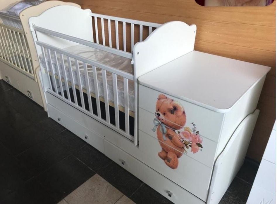 Продам детскую манежку