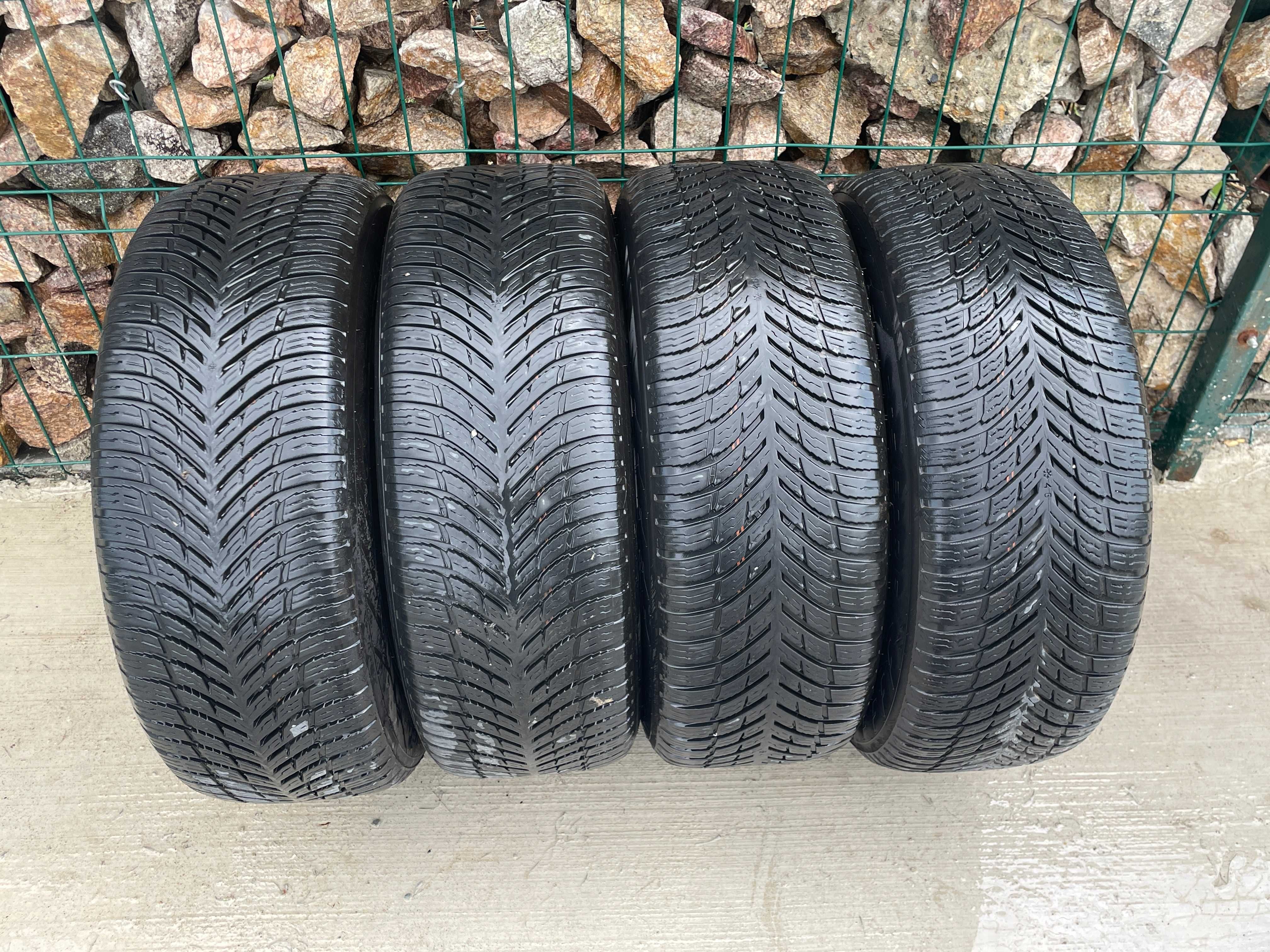 Jante originale 16" style 390 anvelope Bmw seria 3 F30/F31, 4 F36