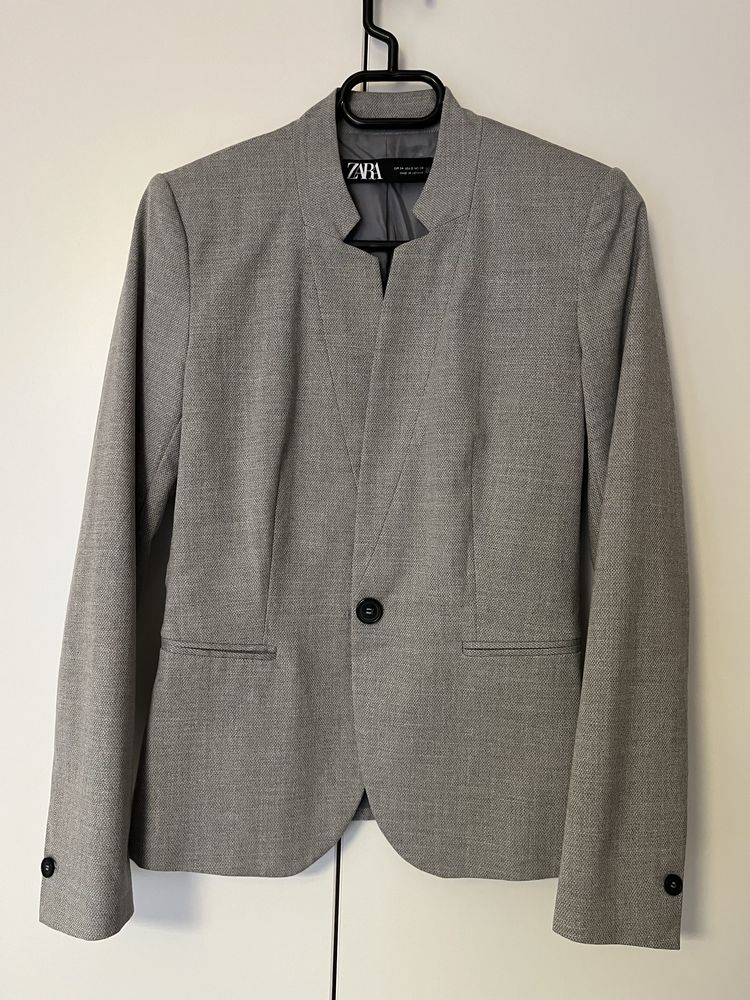 Сиво вталено сако Zara XS