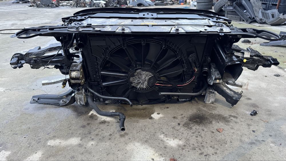 BMW G20 G21 Маска с Радятори