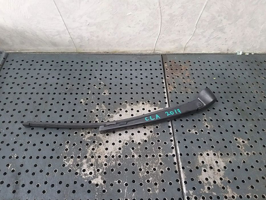 Brat stergator haion mercedes cla x117