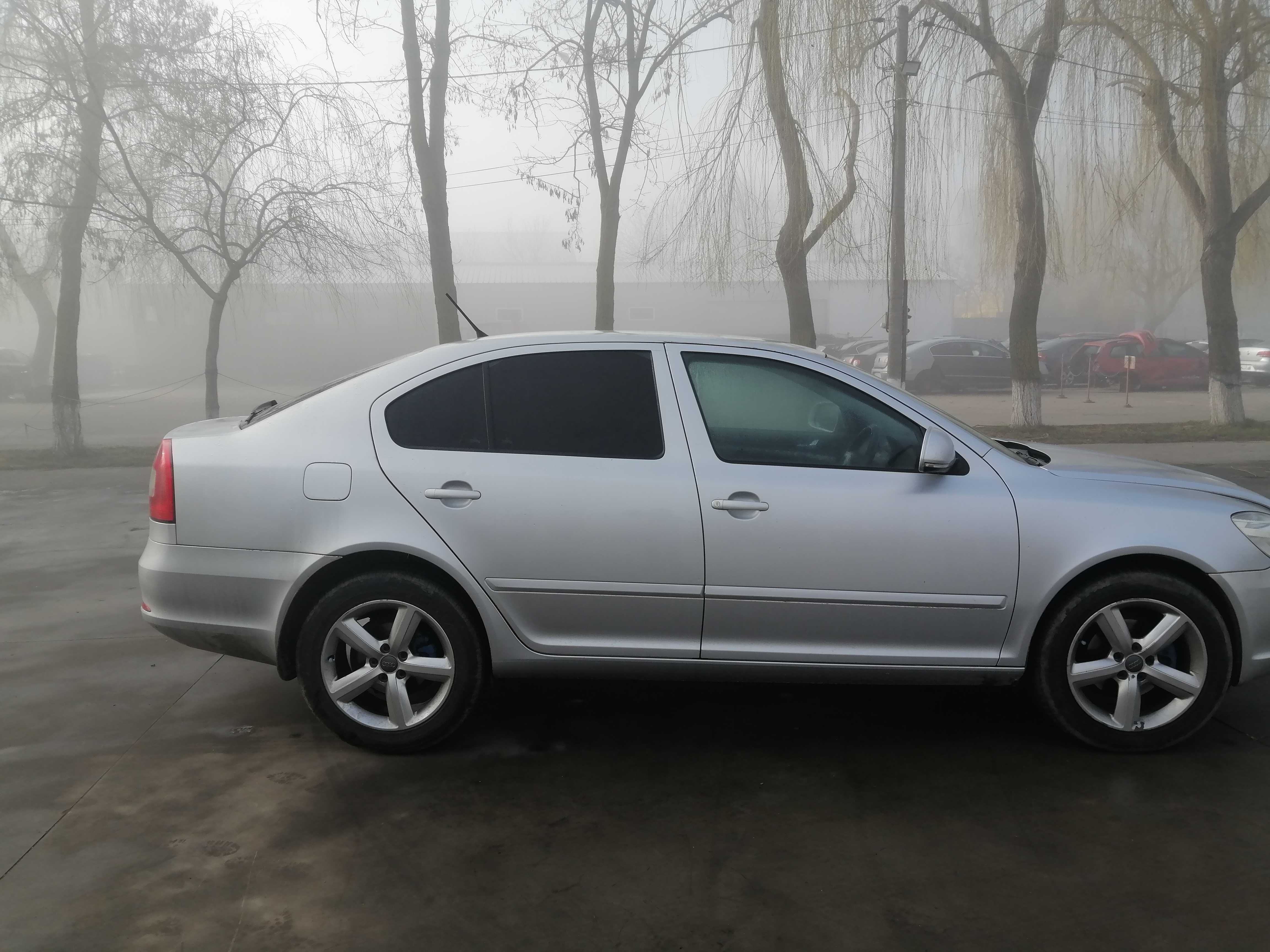 Dezmembram Skoda Octavia 2